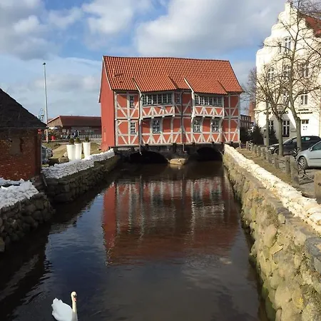 Casa vacanze Emilias Hues, Reethaus In Der Bucht Von Wismar Zierow