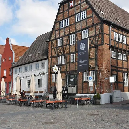 Emilias Hues, Reethaus In Der Bucht Von Wismar *