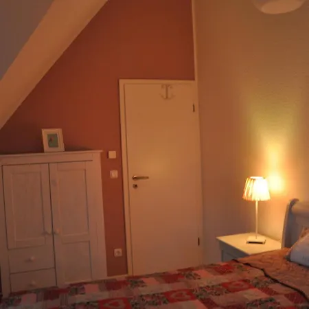 Emilias Hues, Reethaus In Der Bucht Von Wismar *